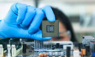 韓國(guó)拒絕美國(guó)‘芯片聯(lián)盟’，堅(jiān)守中國(guó)市場(chǎng)戰(zhàn)略